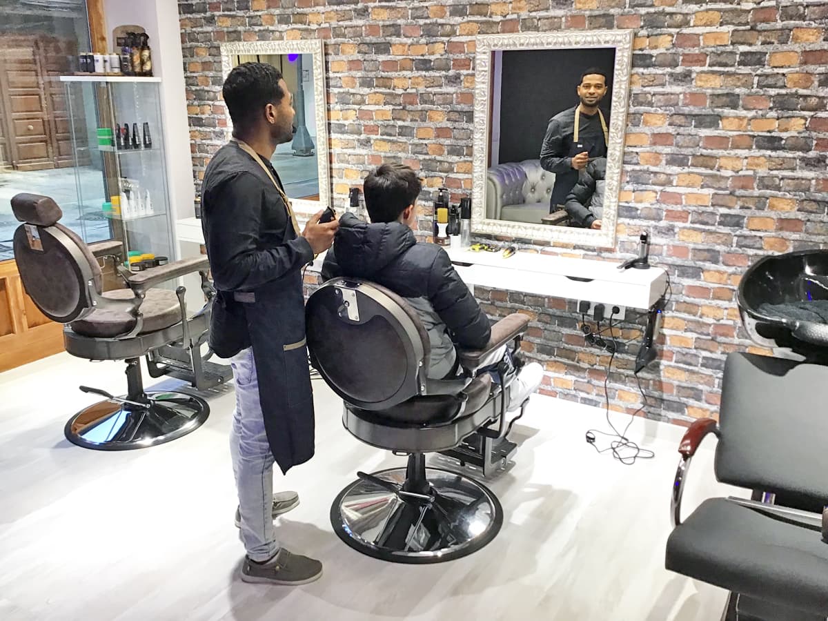 CJ Barbershop en Ribadeo